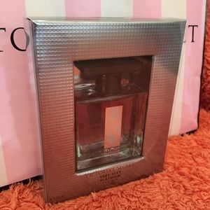 Victoria’s Secret very sexy platinum for him